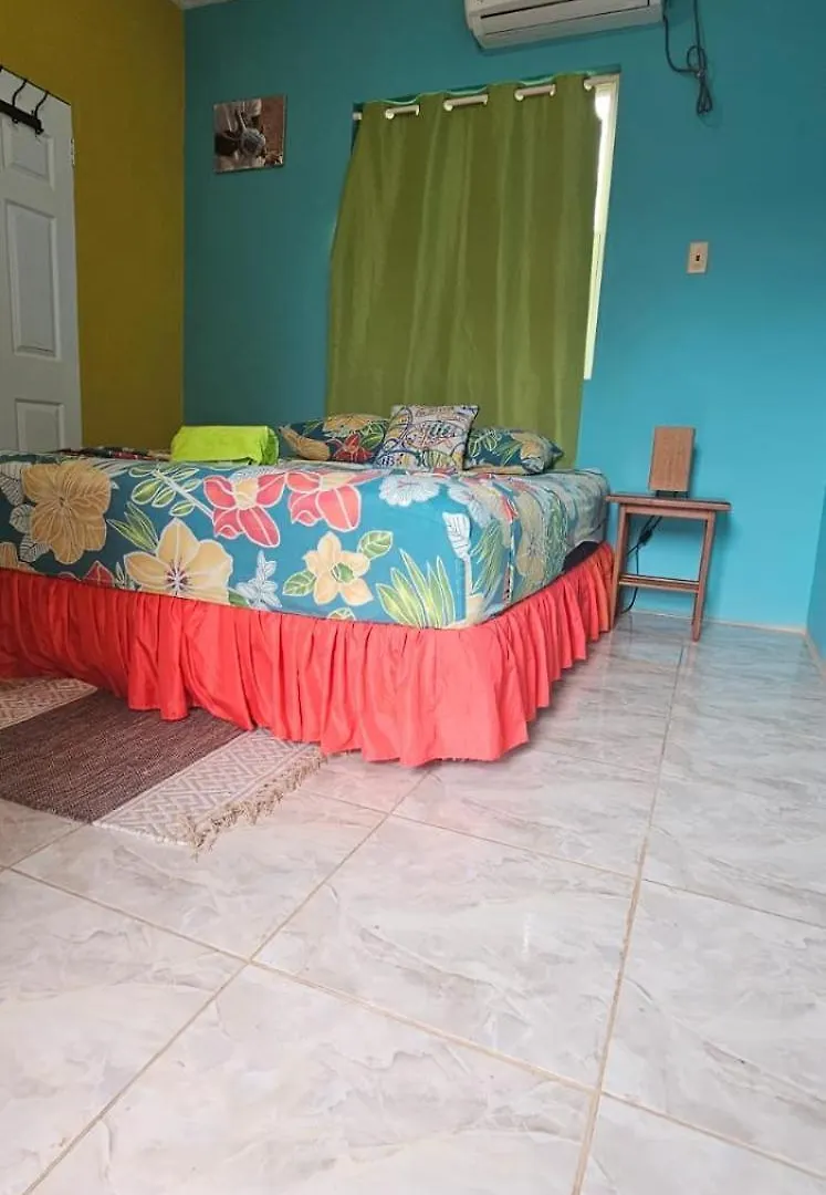 Casa de hóspedes Fish Tobago Guesthouse Or Joy And Brandon Guesthouse Buccoo