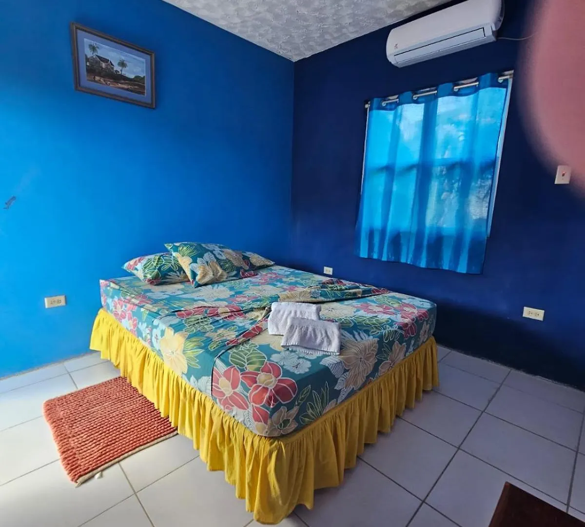 Fish Tobago Guesthouse Or Joy And Brandon Guesthouse Buccoo 0*,  Trinidad And Tobago