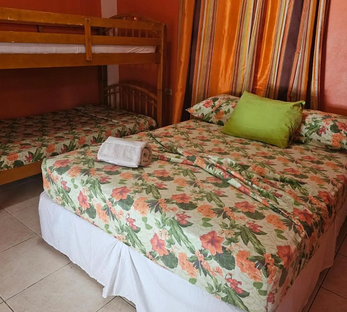 Fish Tobago Guesthouse Or Joy And Brandon Guesthouse Buccoo